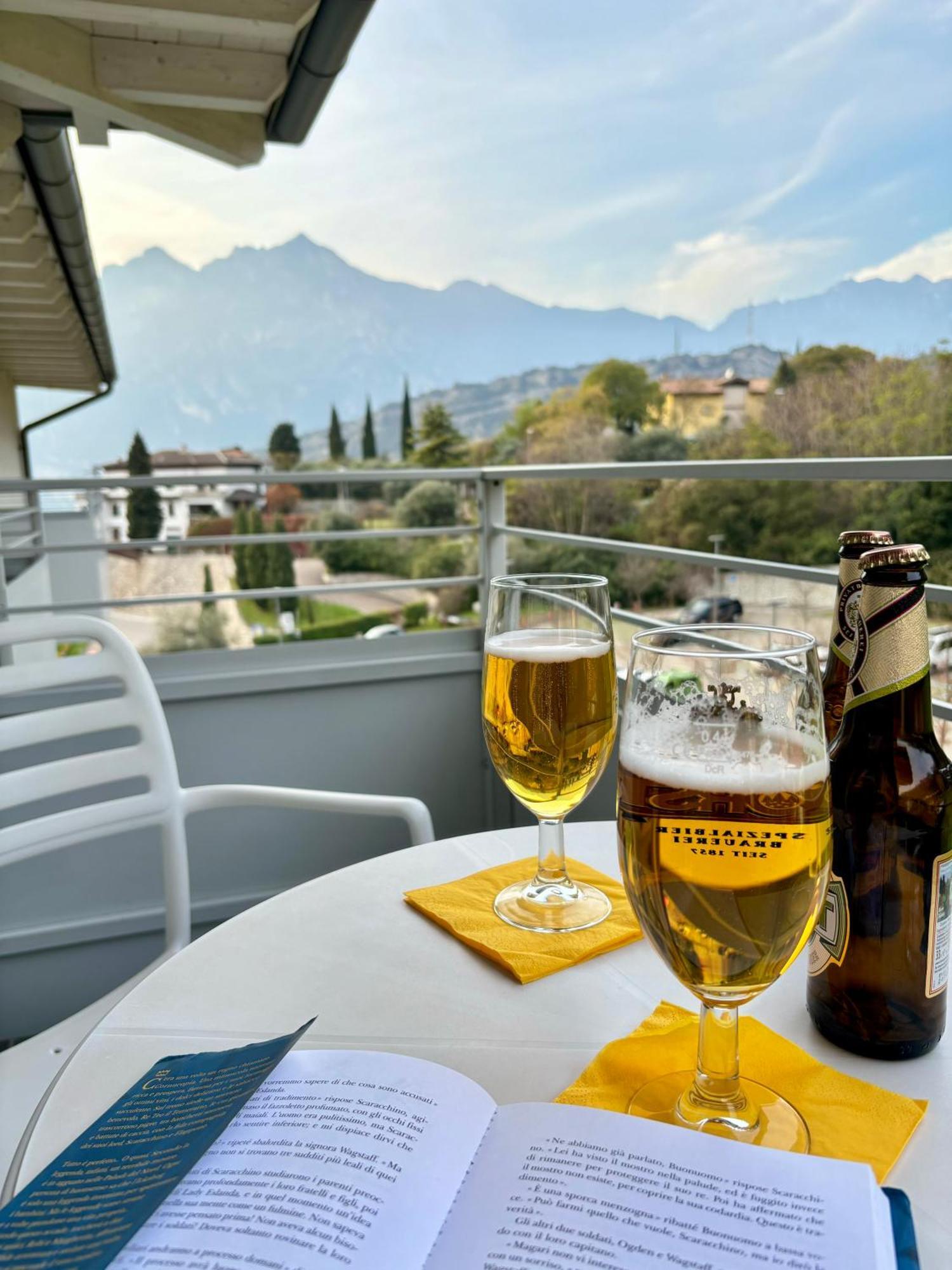 Albergo Garni Francesco Торболе Экстерьер фото