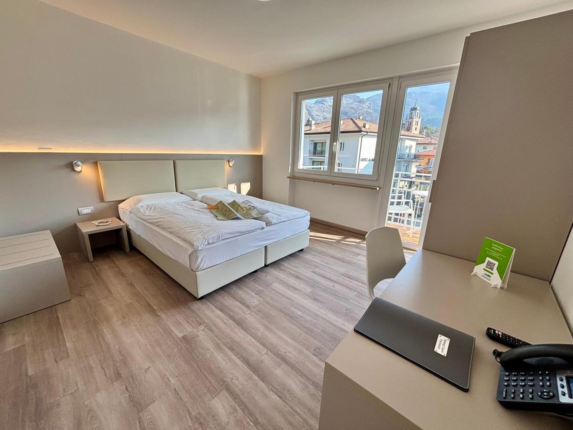 Albergo Garni Francesco Торболе Экстерьер фото